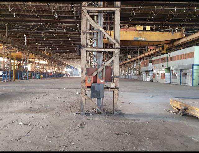 6,500M² FACTORY TO LET IN DUNCANVILLE